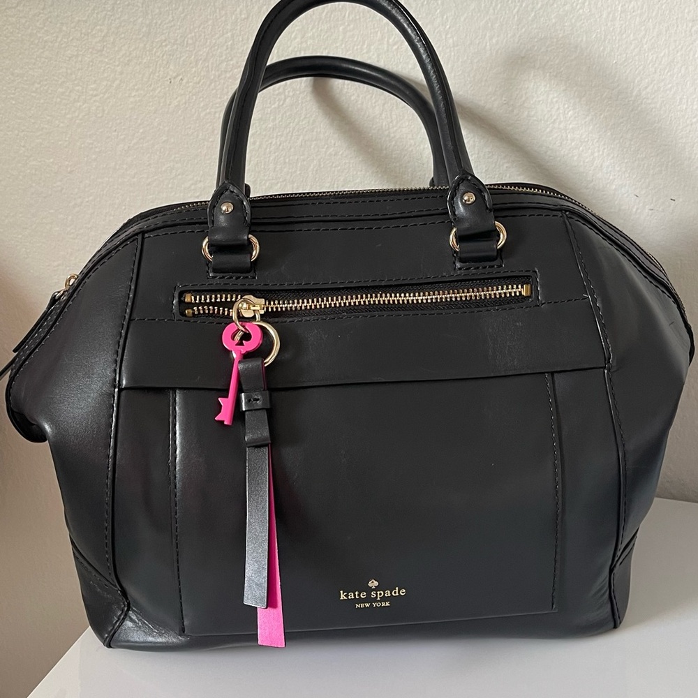 Big Kate Spade Leather Bag. In good condition!